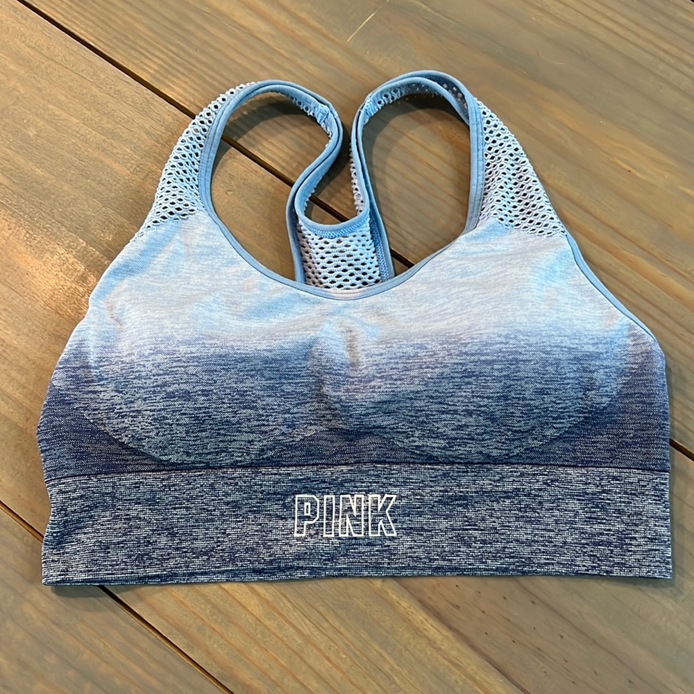 Cute PINK sports bra size small